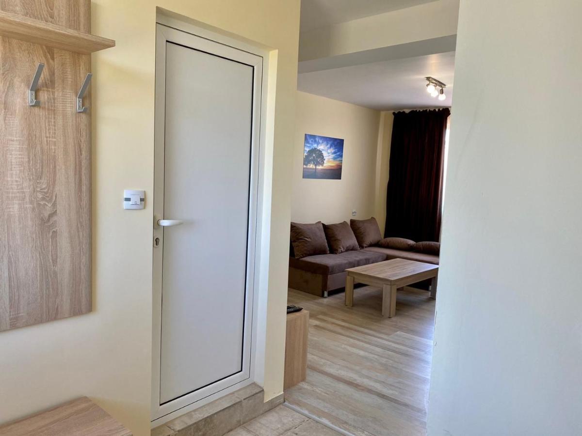 Hotel Sunrise Kalekovets Ngoại thất bức ảnh