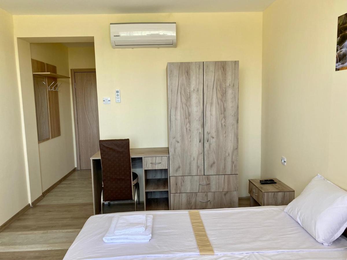 Hotel Sunrise Kalekovets Ngoại thất bức ảnh